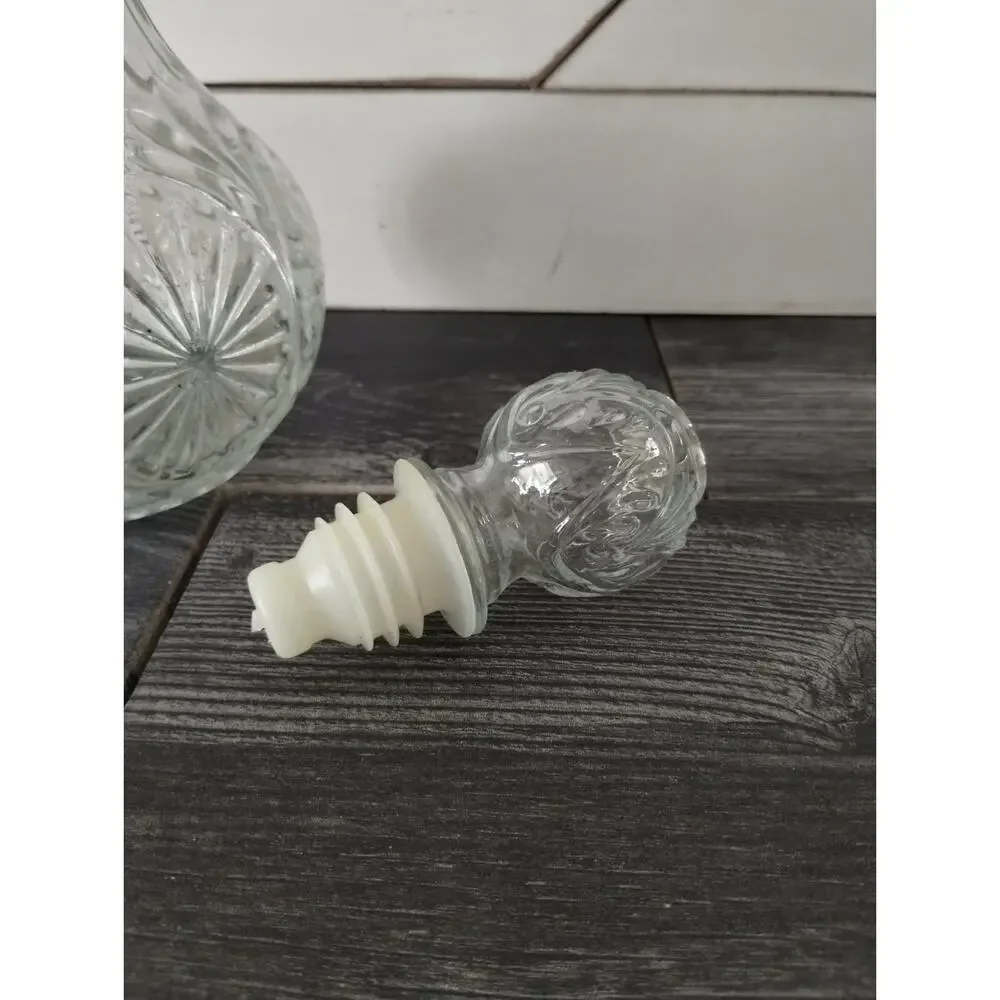 Clear Pressed Glass Decanter with Plastick Cork - Starburst